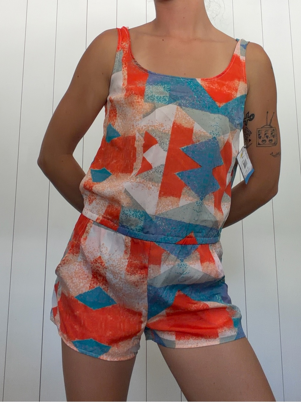 VOLCOM ROMPER - Picture 2 of 4
